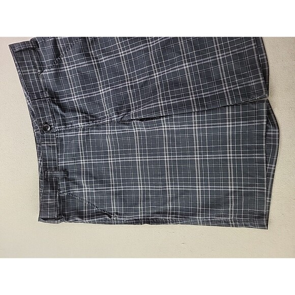 Under Armour Men 36 Black Plaid Golf Chino Short Slash Pockets Lightweight 11" - Picture 2 of 8